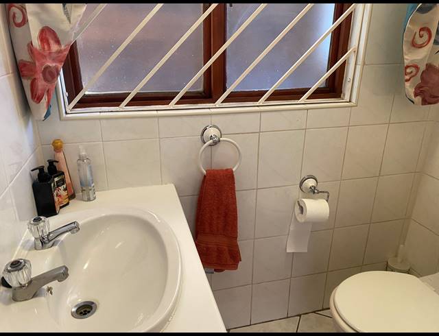 2 BEDROOM TOWNHOUSE FOR SALE IN RIDGEWAY